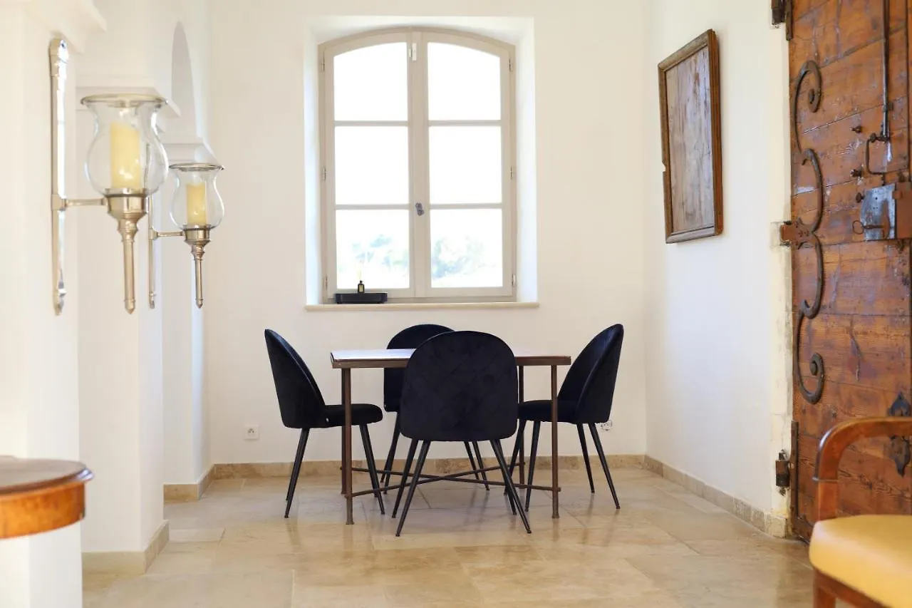 L'Elegante Bastide En Pierre Avec Vue Sur Le Vieux Village De Mougins Villa